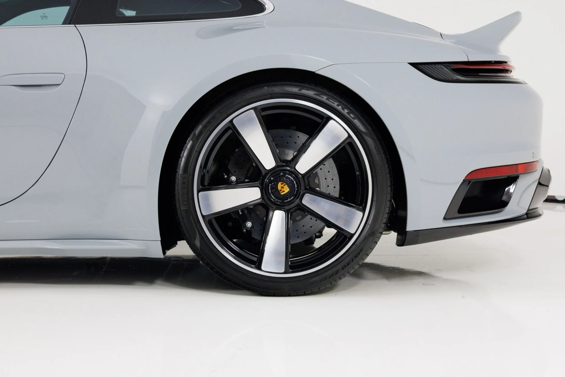 mph010_463969268_Used_2023_Porsche_911_Sport_Classic_1775497634_0388a9650f