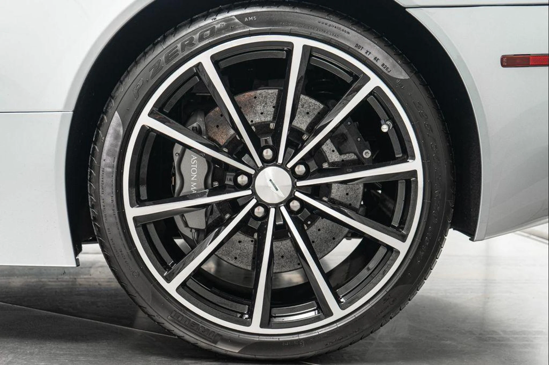 mph010_465123151_l_Agvr1_BOSD_J_Zy2u_Dwe_4vs63_Xo_0ab0c767db