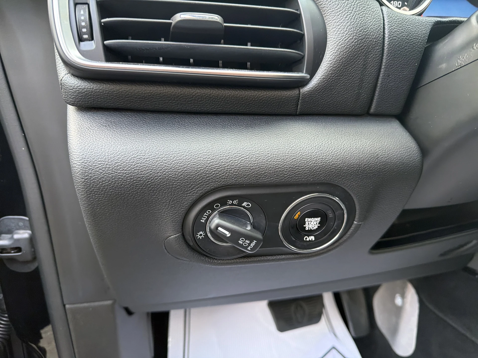 mph010_468495832_11_6d9ca9e280