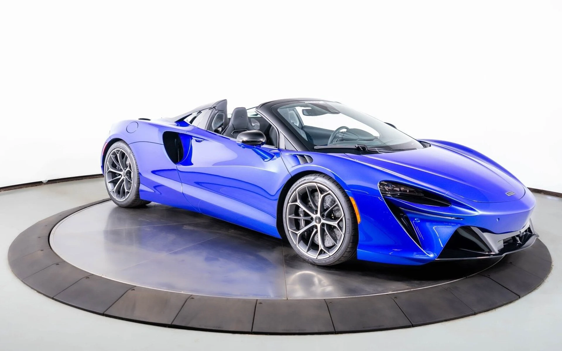 mph010_469601860_a49ea4e2cf576da55385c6aab4391497x_72d92d9351