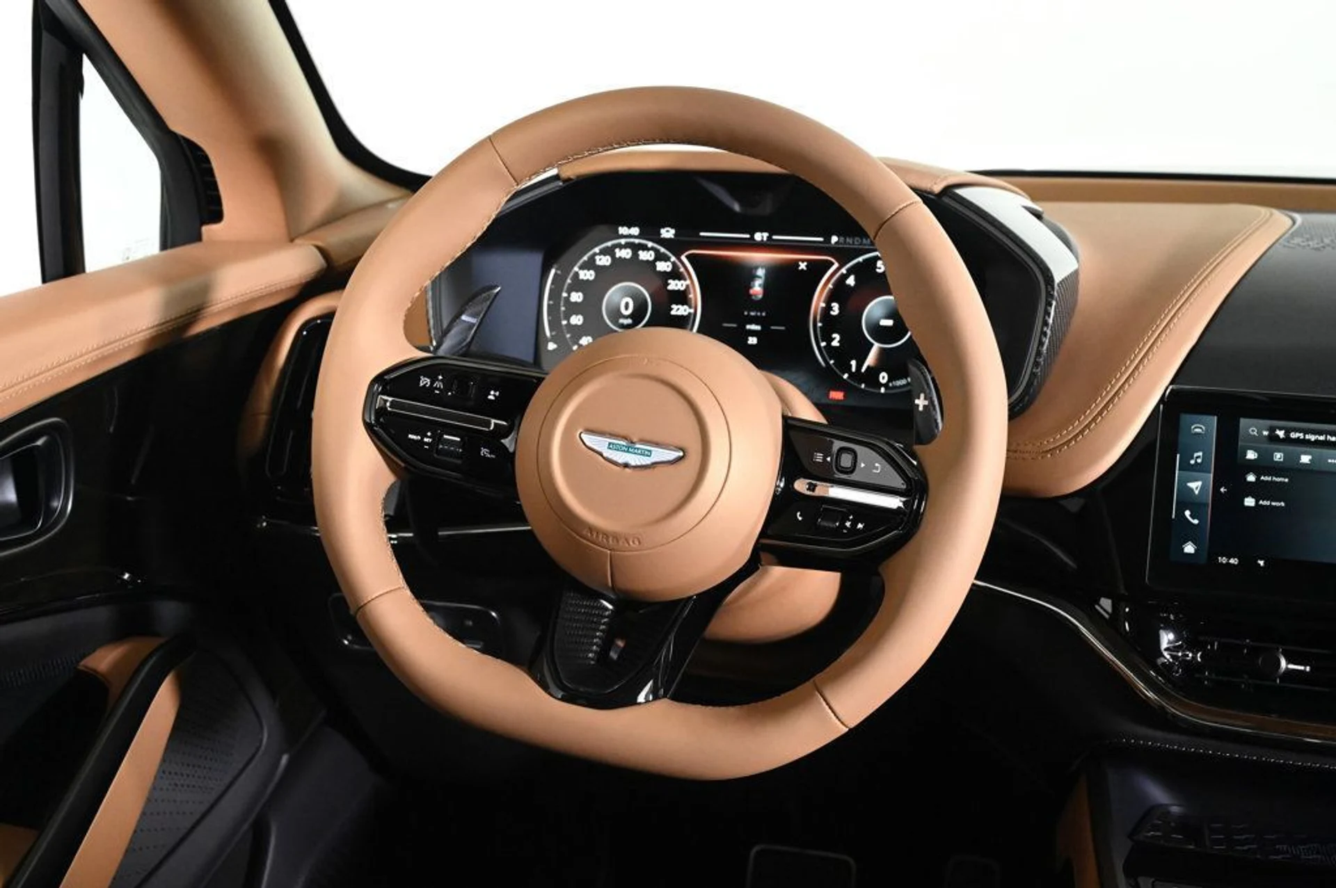 mph010_472094432_new_2026_aston_martin_dbx_707awd_11350_22965881_10_1024_44159e3ad9