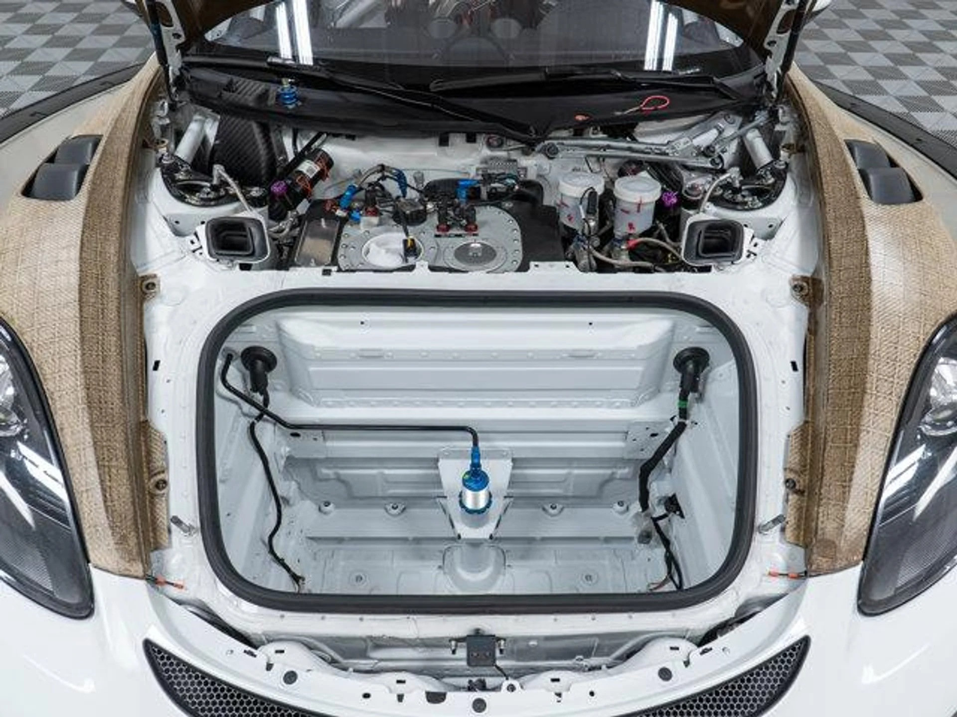 mph010_481881906_c_K_ULS_Kw_Dir_UN_9_E_Fu_D_Ba_H3c_HZA_3eaeeb4fcc