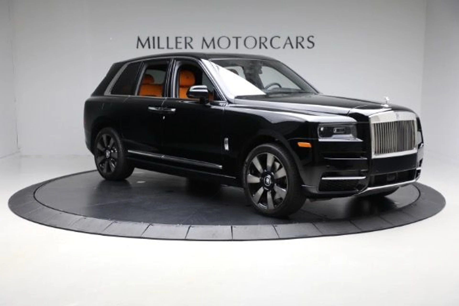 mph010_483439076_Used_2021_Rolls_Royce_Cullinan_0d891fd7ba
