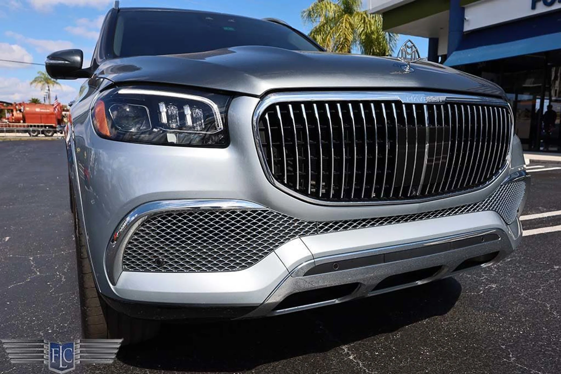 mph010_486238085_used_2023_mercedes_benz_gls_maybachgls6004maticsuv_6305_22983773_11_1024_16000a3248