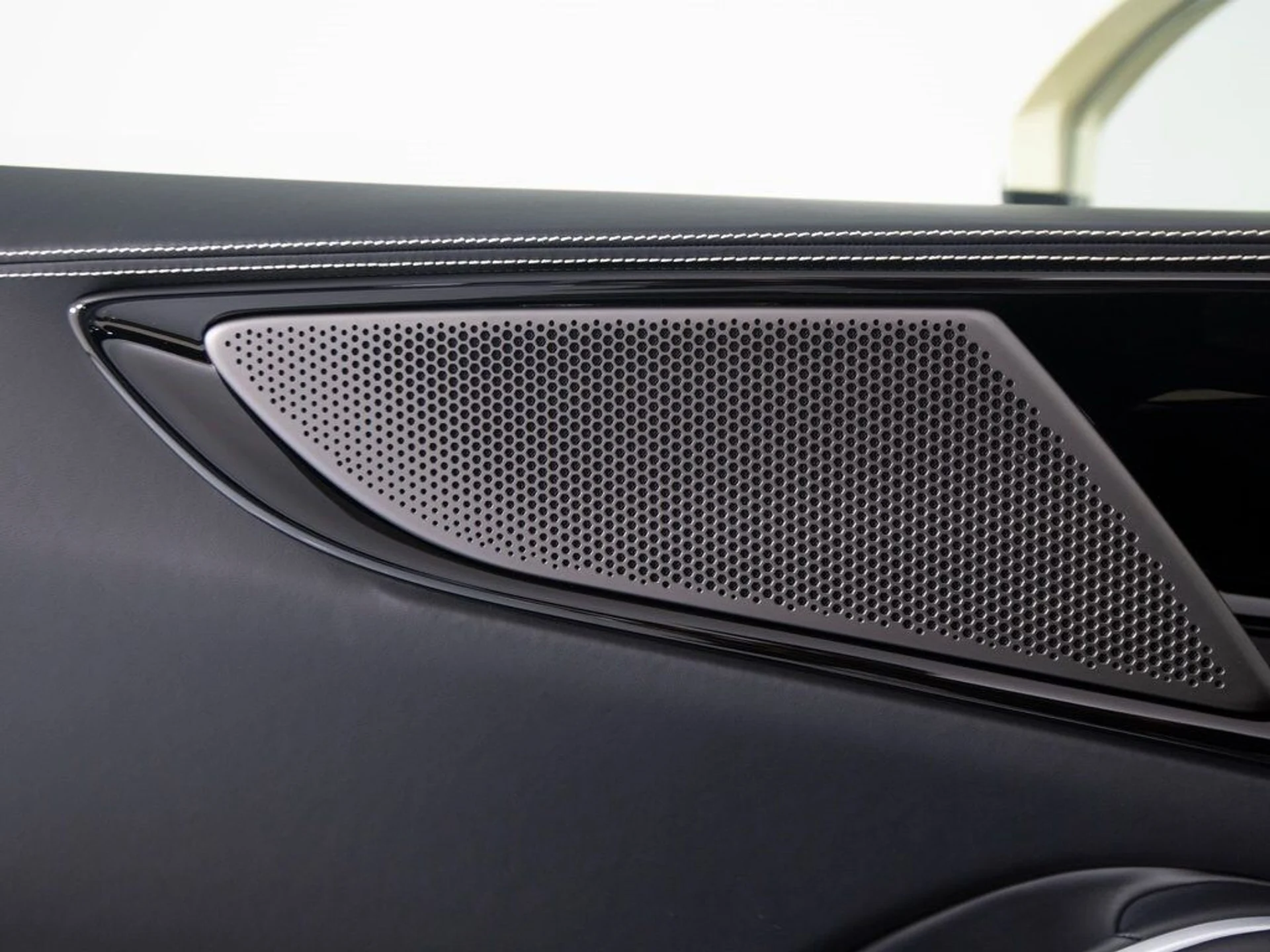 mph010_488151506_7711f1ae1245a2d828c6d54782432c2cx_6b8da3c50d