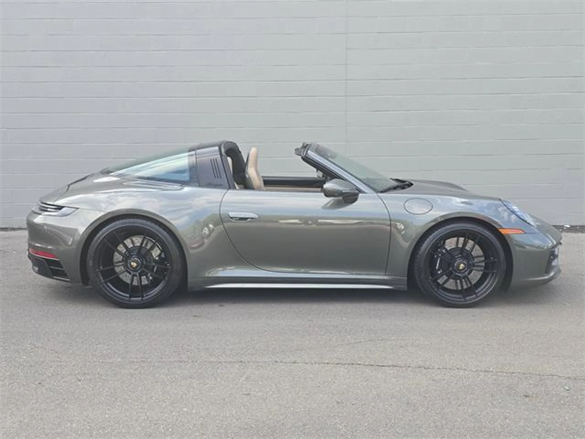 mph010_490767375_ym_I3v_Yp_Uy_T_Yc72nu1_L7_Gdo05_ME_c33cea6c2c