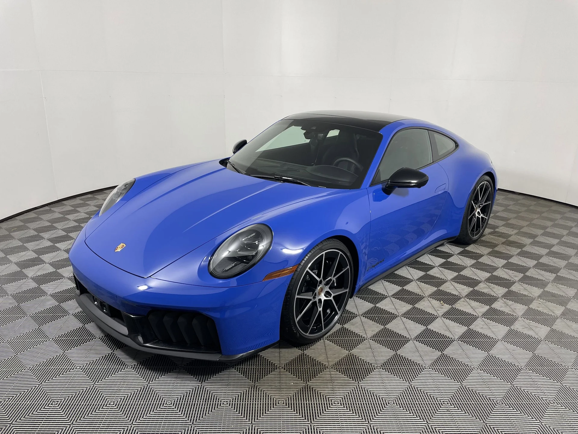 mph010_493917988_1b0f31199881e7cefa2d8fb89595708ex_5825b55dbe