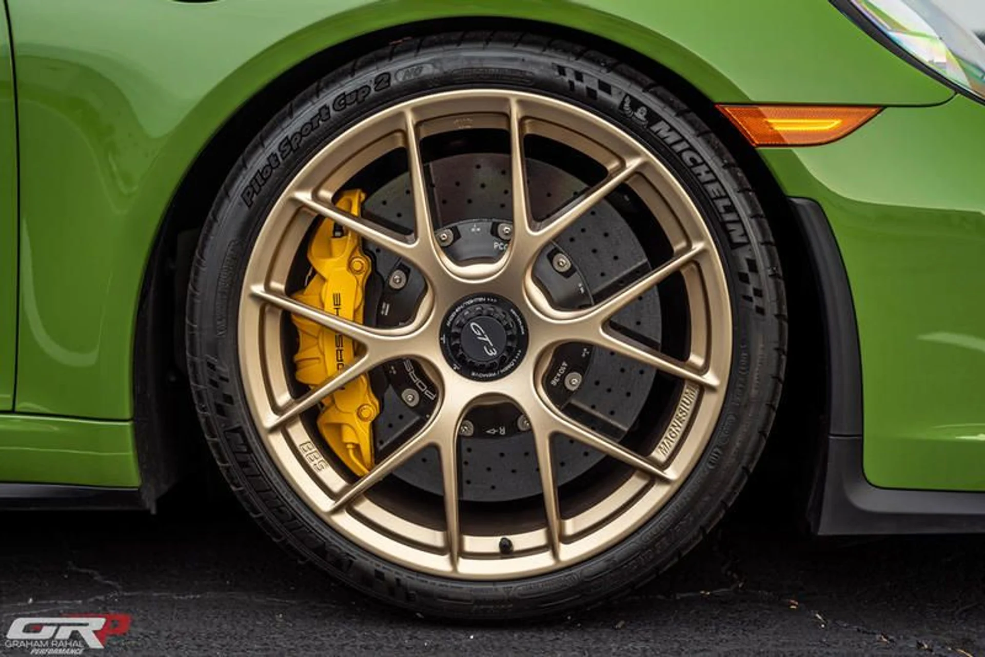 mph010_50251423_18_AEB_87_E_5_CA_6_4_BB_6_A41_A_9821_DFA_54875_1a32667939