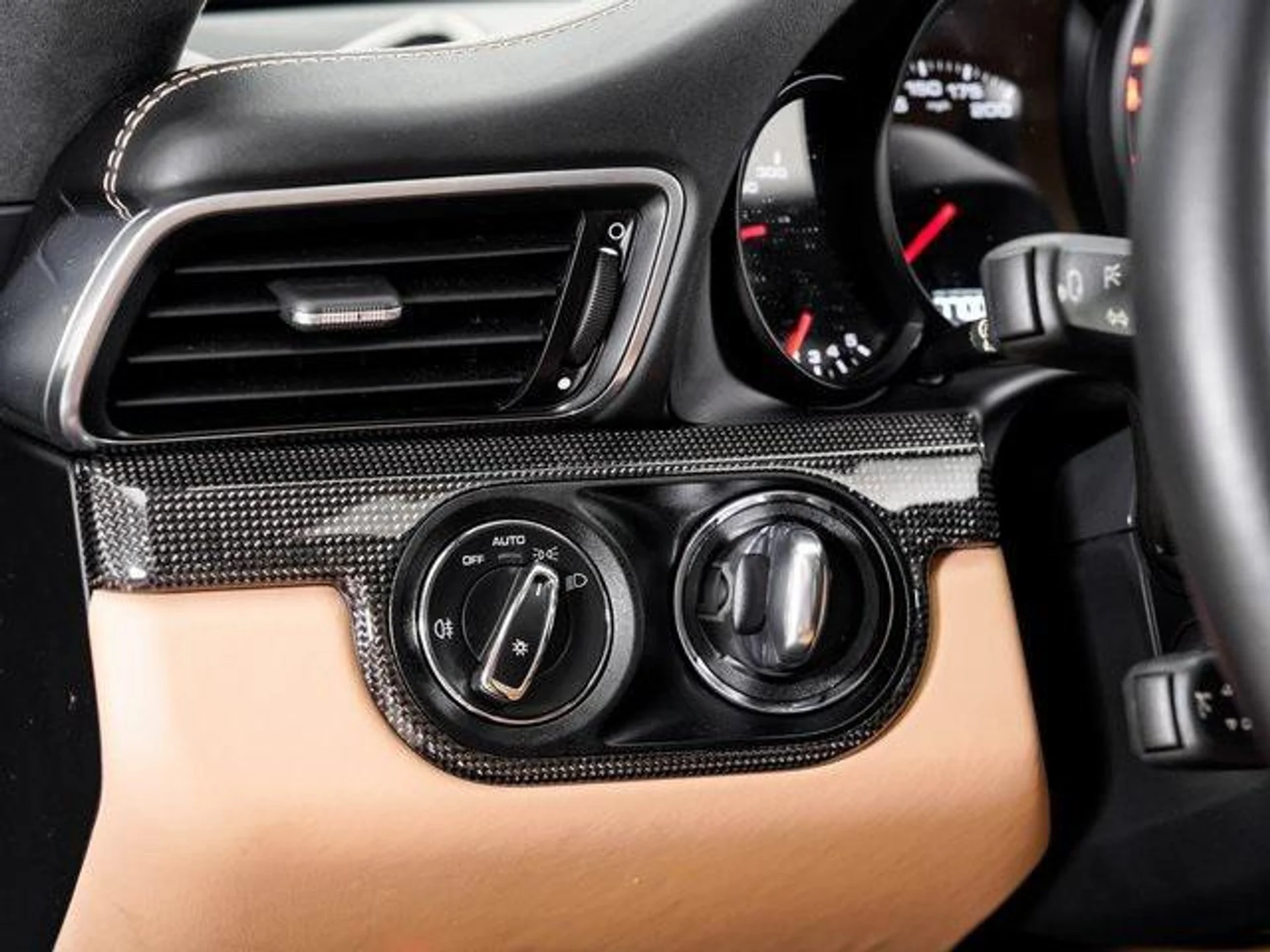 mph010_505035355_U_Nv_GJ_Bz7_Z_Xx_Sh_Da4y_A76p_FTT_6_Kw_86e01a1758