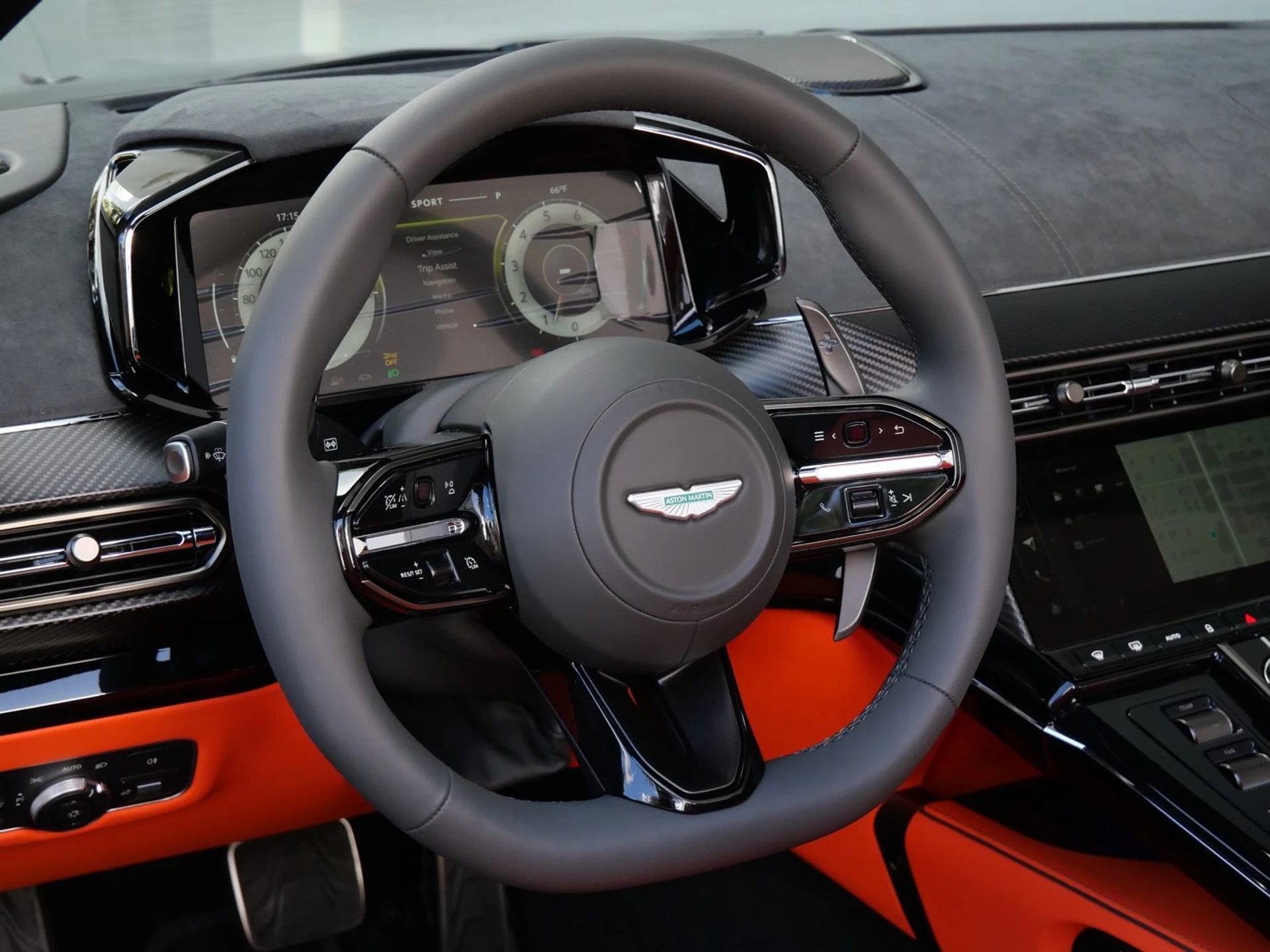 mph010_505832803_ffe2cbb787b2ec4ac44d7e97f2c8ba77x_e80ca81137