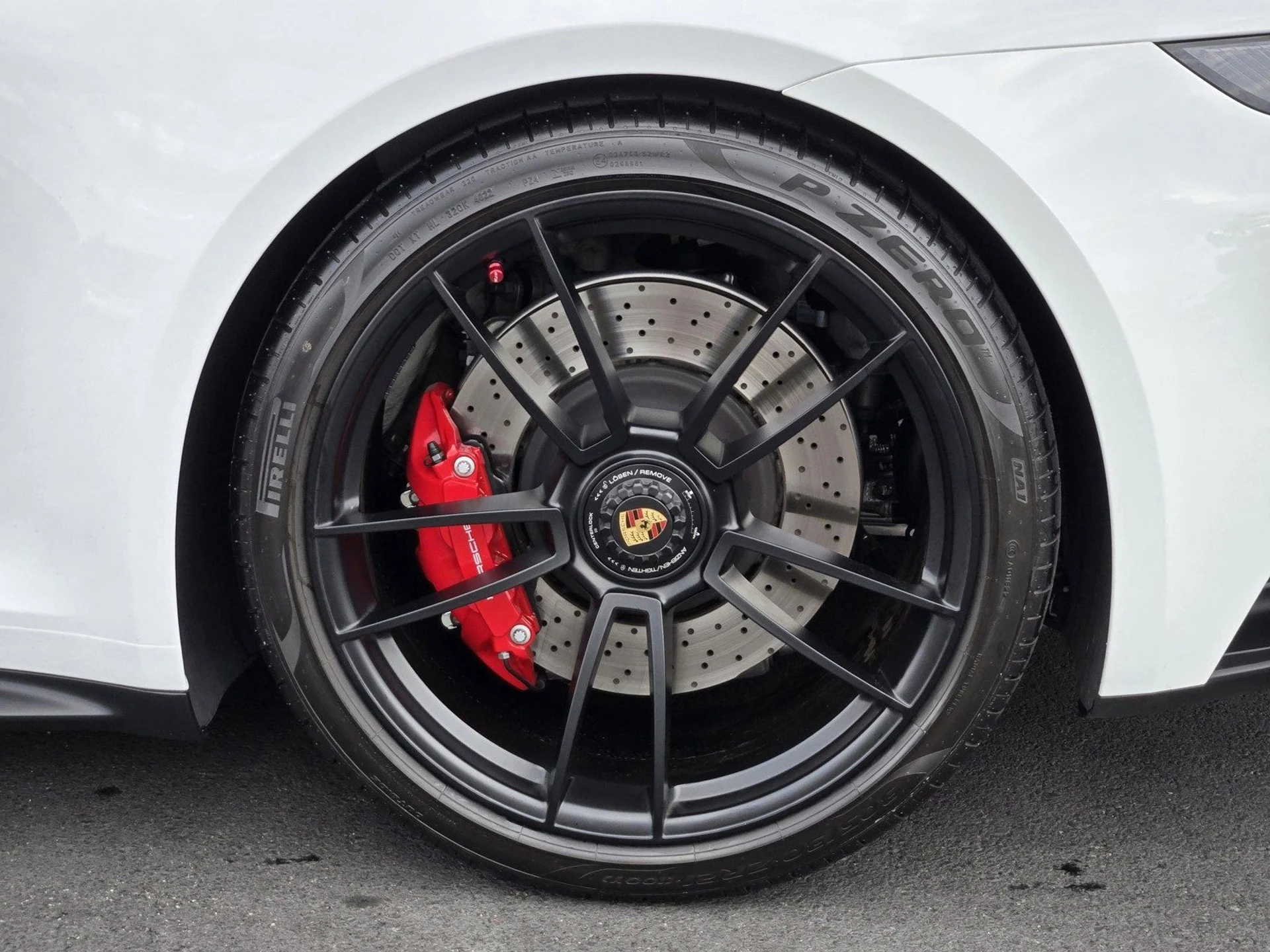 mph010_506983841_97cd50858bfcd81e81104da26842c416x_5175bfad24