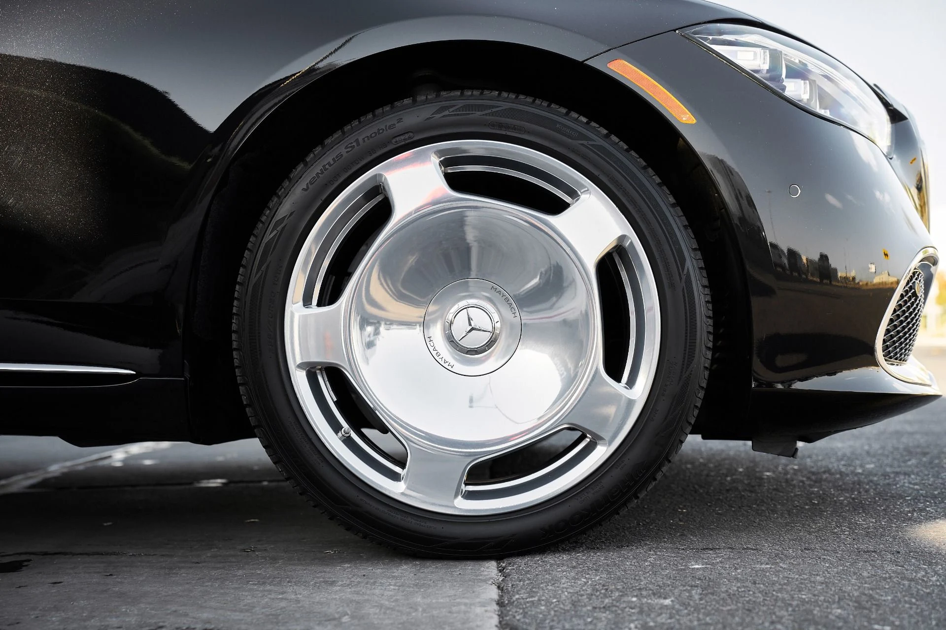 mph010_511429682_Used_2022_Mercedes_Benz_S_Class_Maybach_S_580_1763082551_6652fe5873