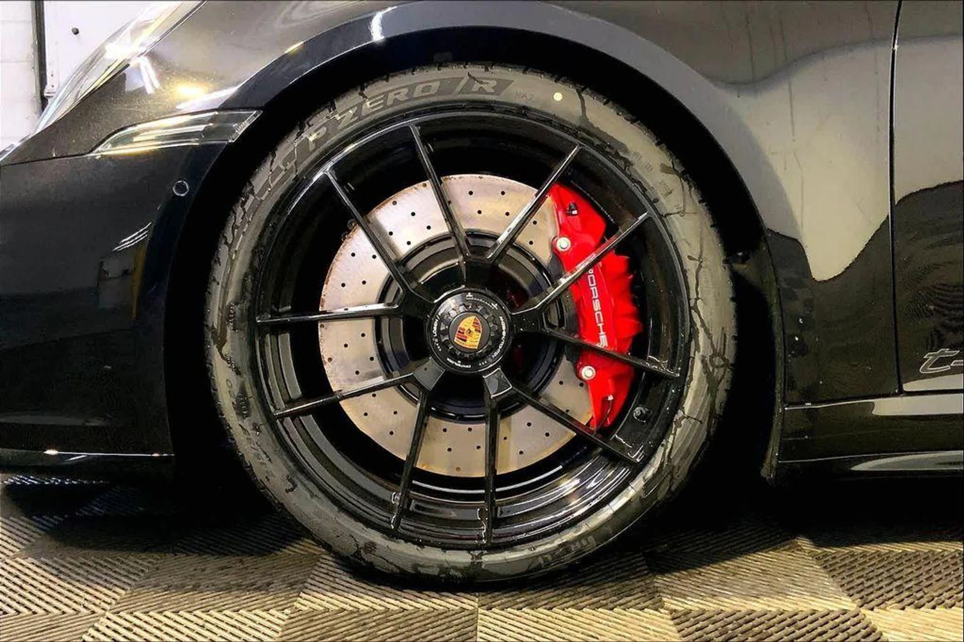 mph010_512899730_5m_Ra_Dfn6_L6s_RN_0q_IDM_Ga_UKXF_4g_ec31a35363