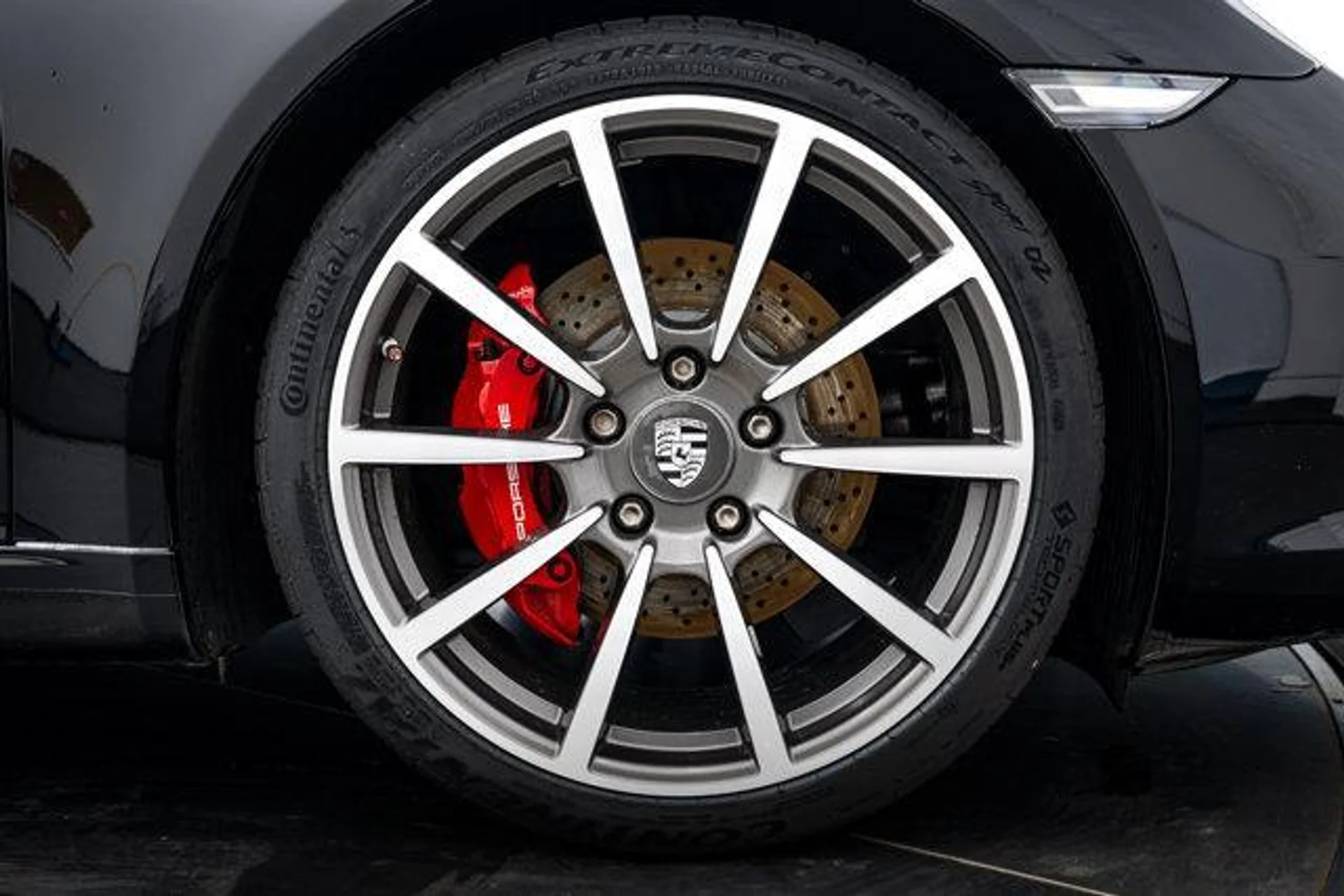 mph010_519520365_k9dg_V1e_Eiume_Vp_Qjxv_OR_Sd_S11_Nc_d30cd91181