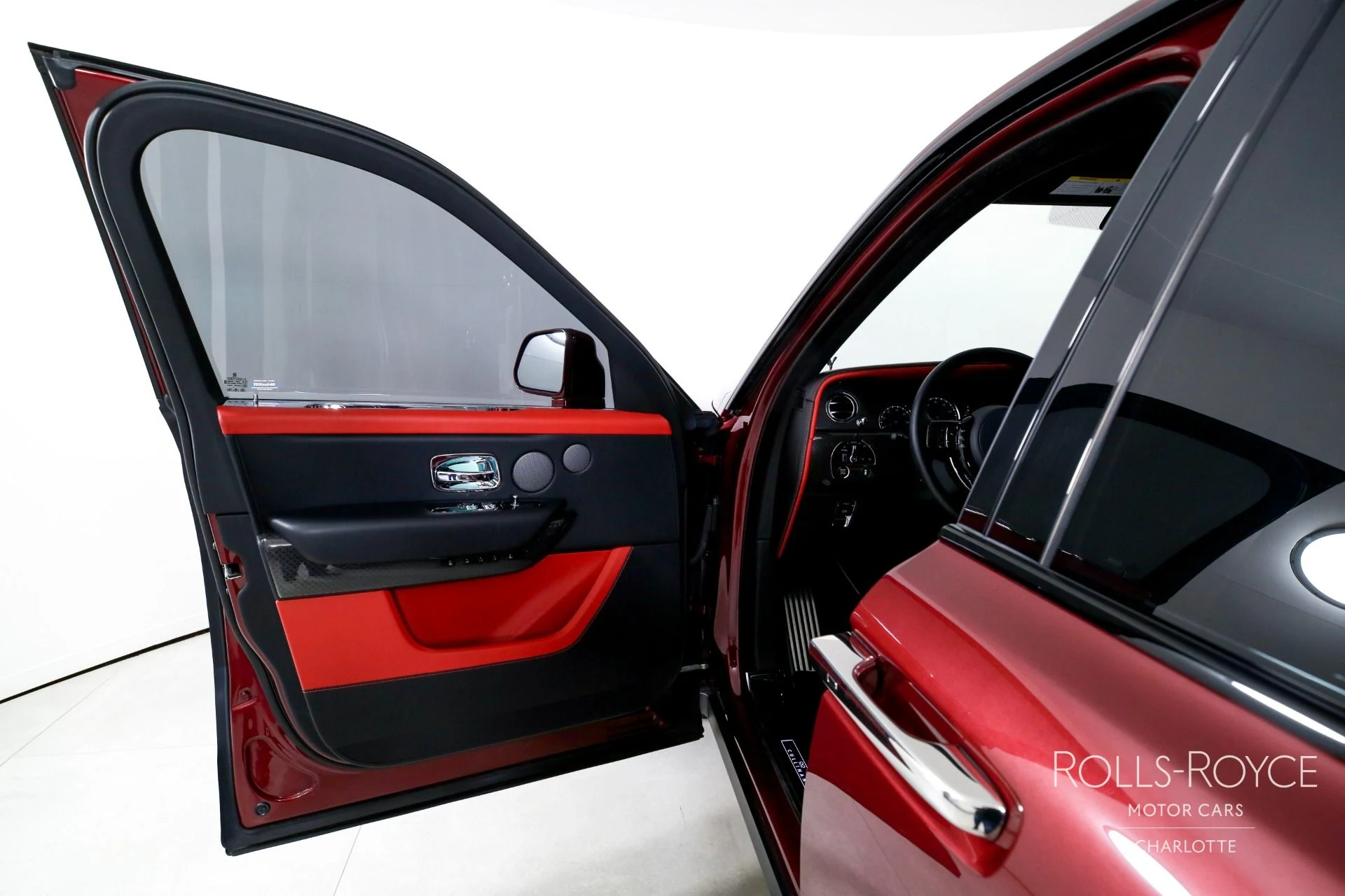 mph010_521025345_Used_2022_Rolls_Royce_Black_Badge_Cullinan_1769449114_304bcb6333