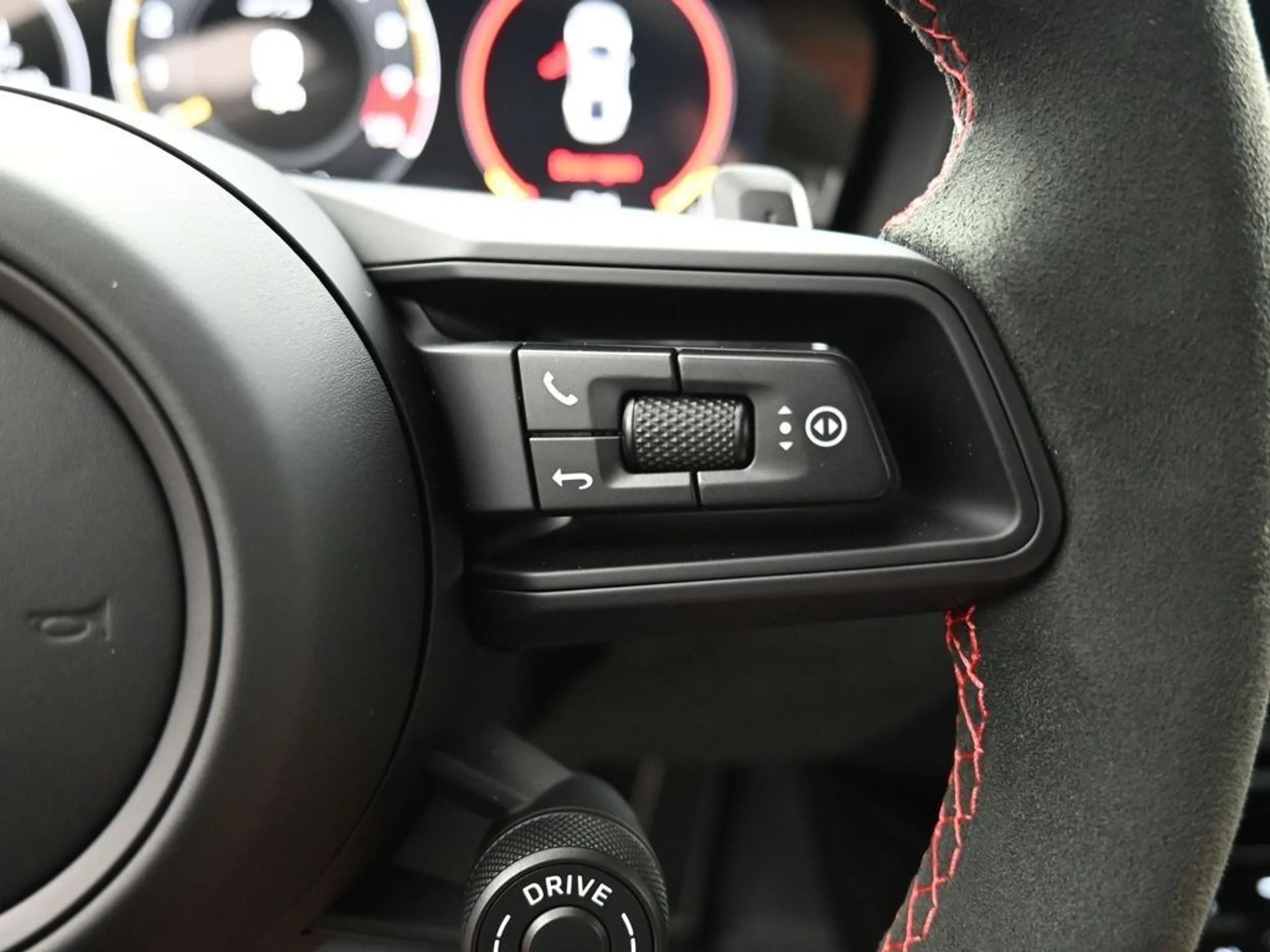 mph010_521716199_58c3dc18636a856361c5c8ec86c4b2df_e1f5300c8b