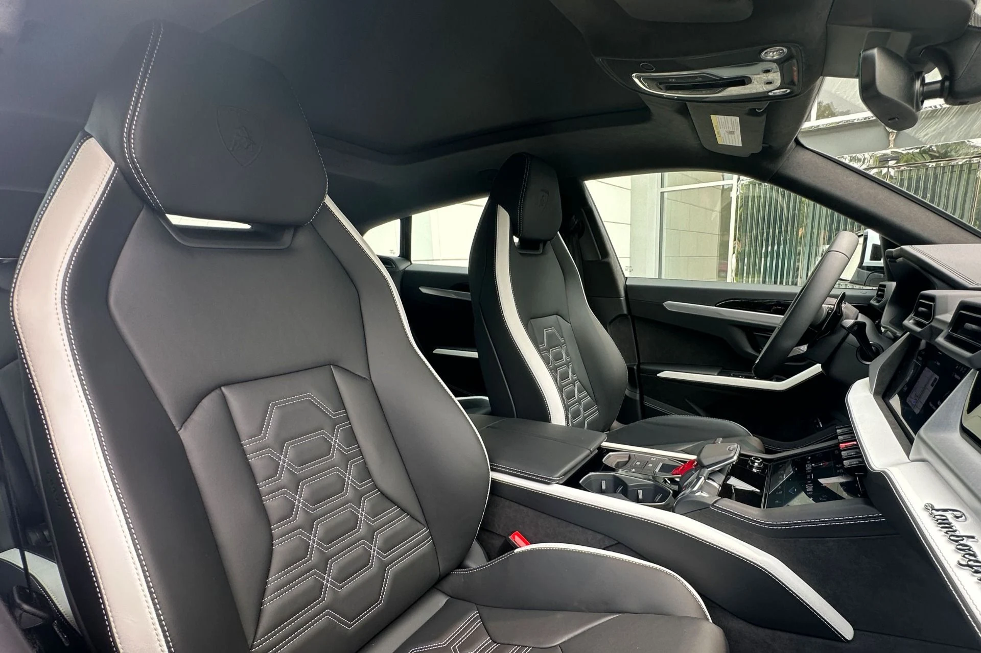 mph010_526415623_New_2026_Lamborghini_Urus_SE_1784539635_488d7c61be