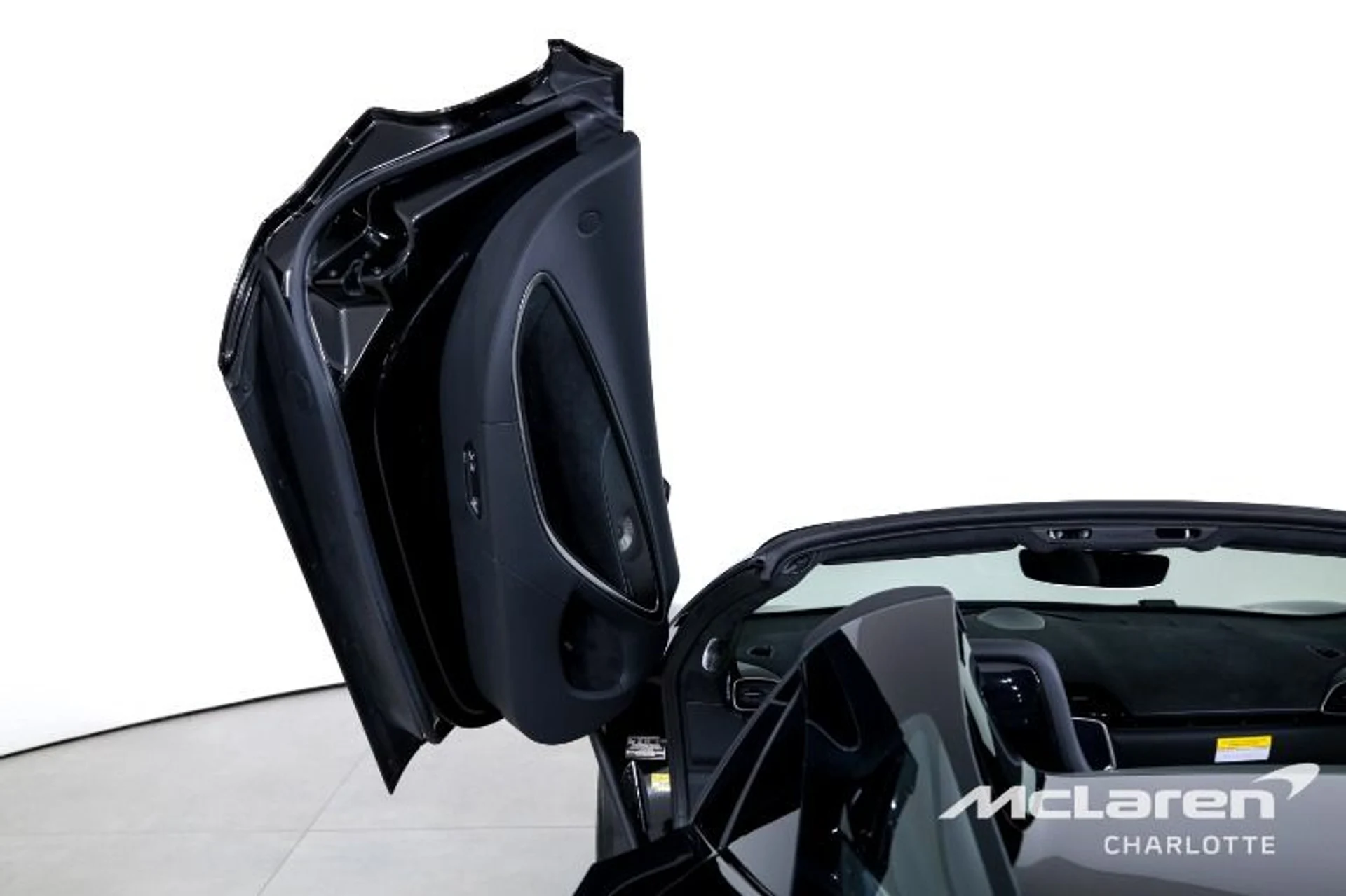 mph010_527796997_New_2026_Mc_Laren_Artura_Spider_030b5a804e