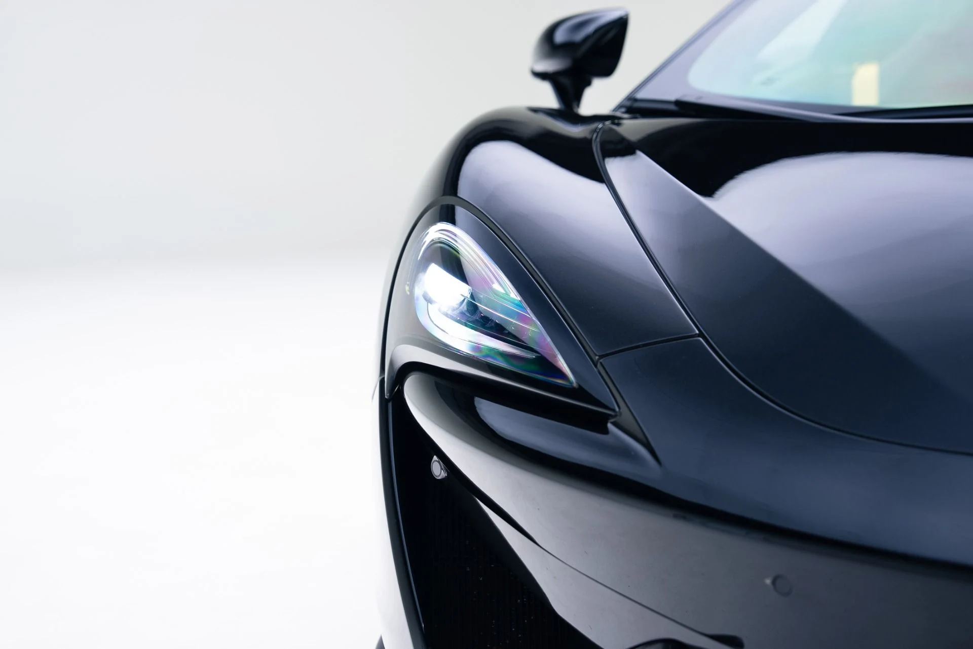 mph010_539503002_Used_2019_Mc_Laren_570_S_Spider_1767812844_0541cdbcce