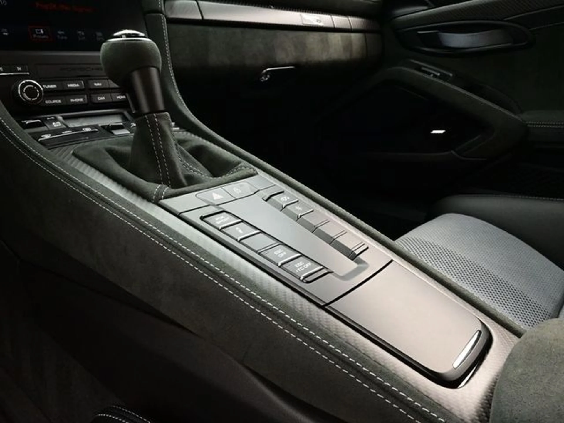 mph010_540153340_5323390837128cf400cad1ed684d8e31x_e4592b4181