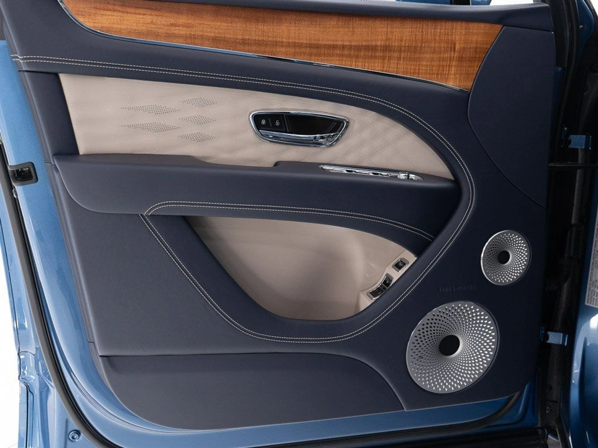 mph010_540501994_c13789e377de85b55e34c7911cb1677b_790d903cca