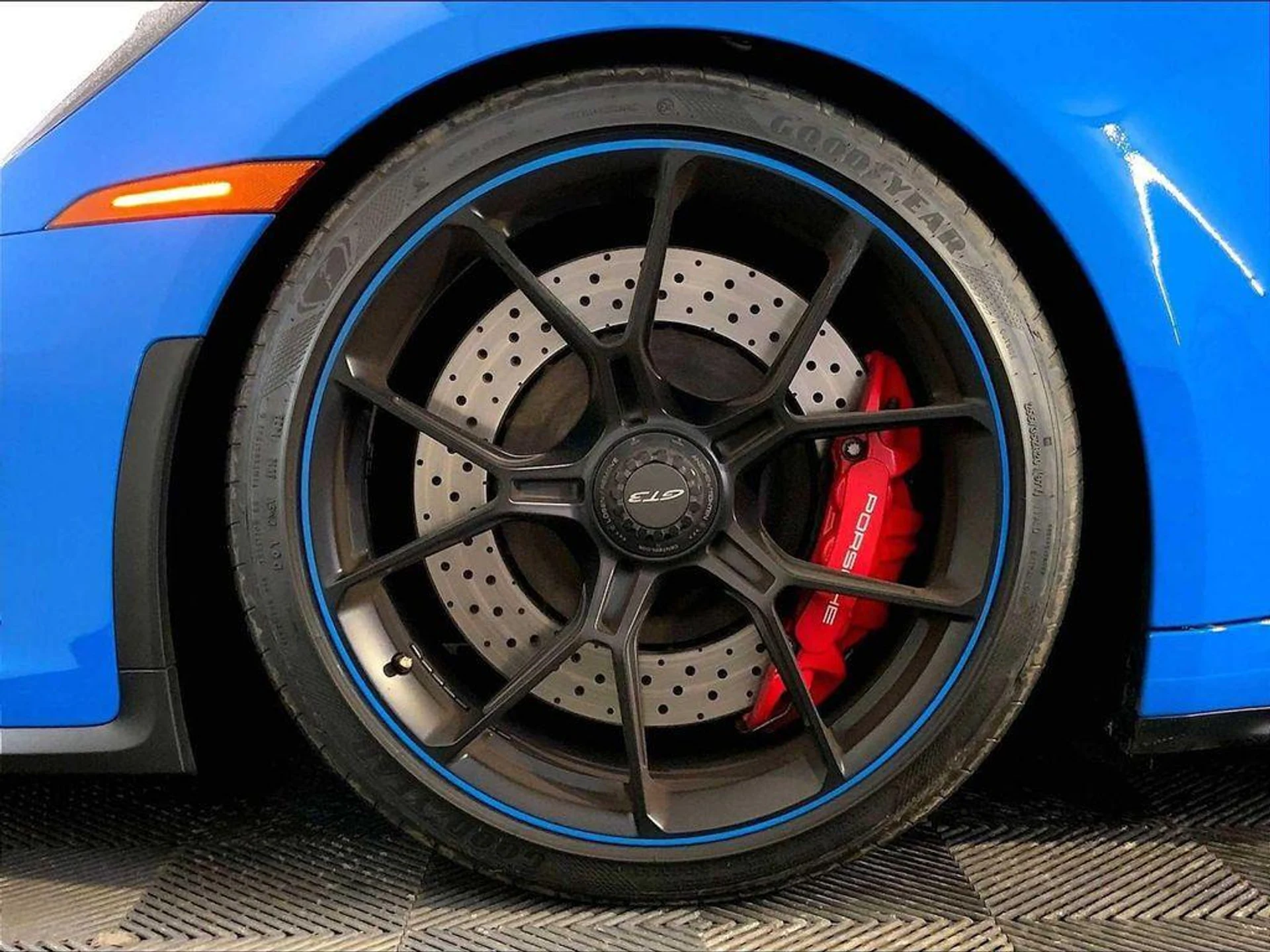 mph010_541293133_2eby_Q5s_Sj6r_dcr_E_Yp78iw_Y_Lqi_M_eceb7e665d