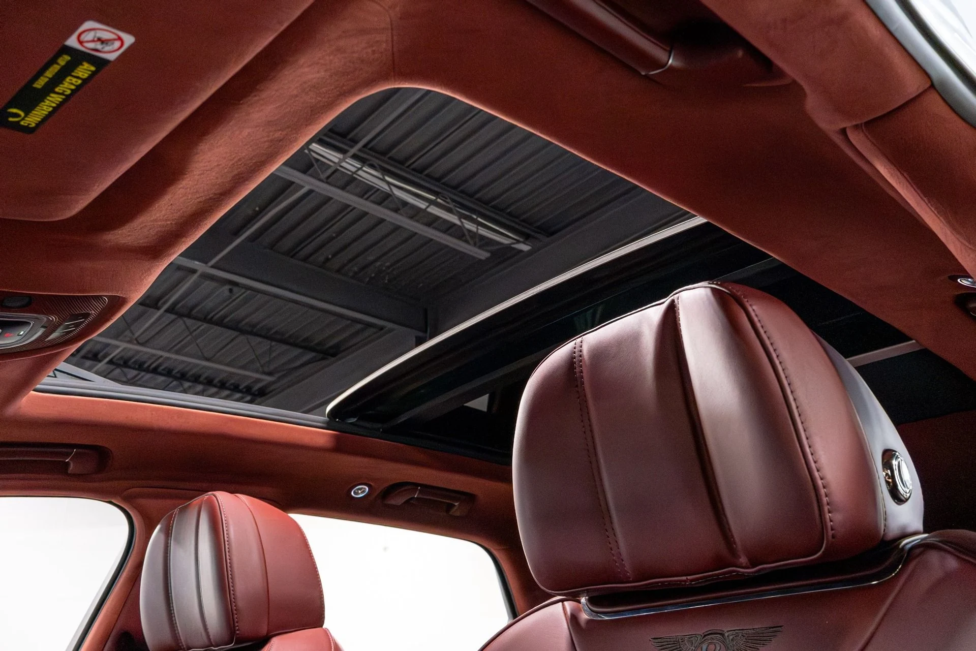 mph010_542821659_Used_2020_Bentley_Bentayga_V8_1776285953_9adcb8a2c2