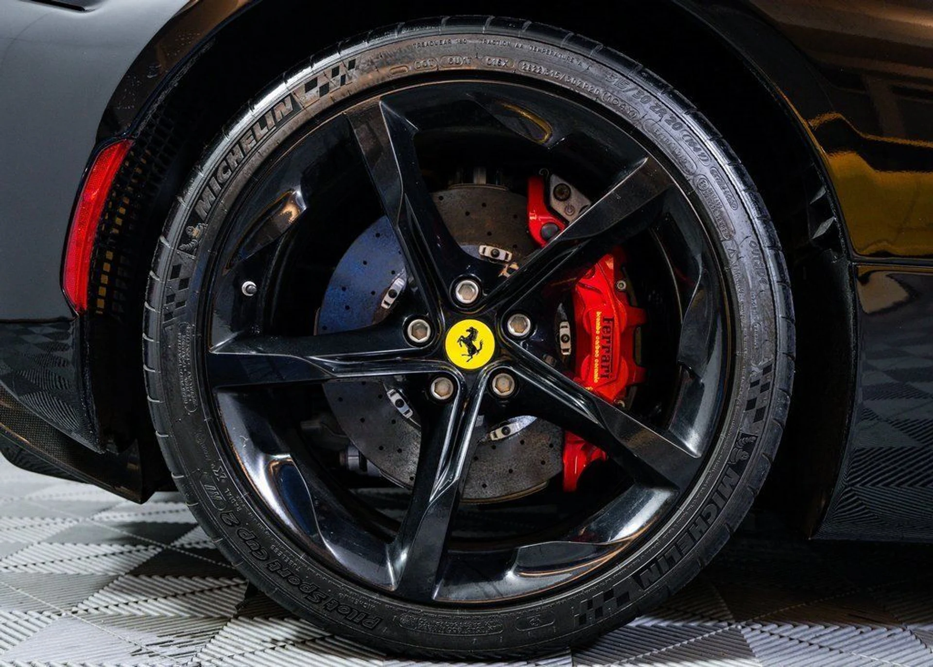 mph010_551588535_b2c2ca387c4eb025d8030815d0b9a371_2adcd30ae8