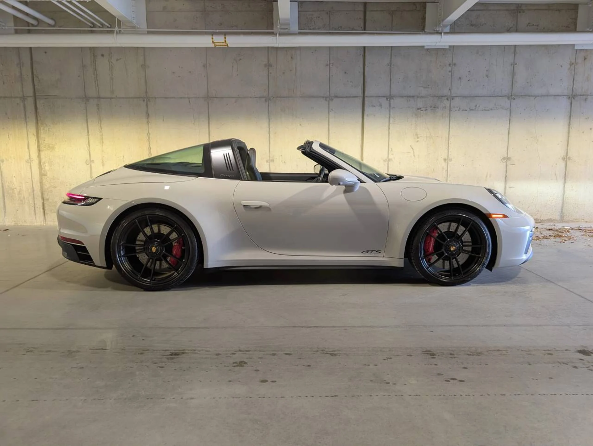 mph010_552535181_d68fc078adcc6683068580a182ebb853x_14843d293e