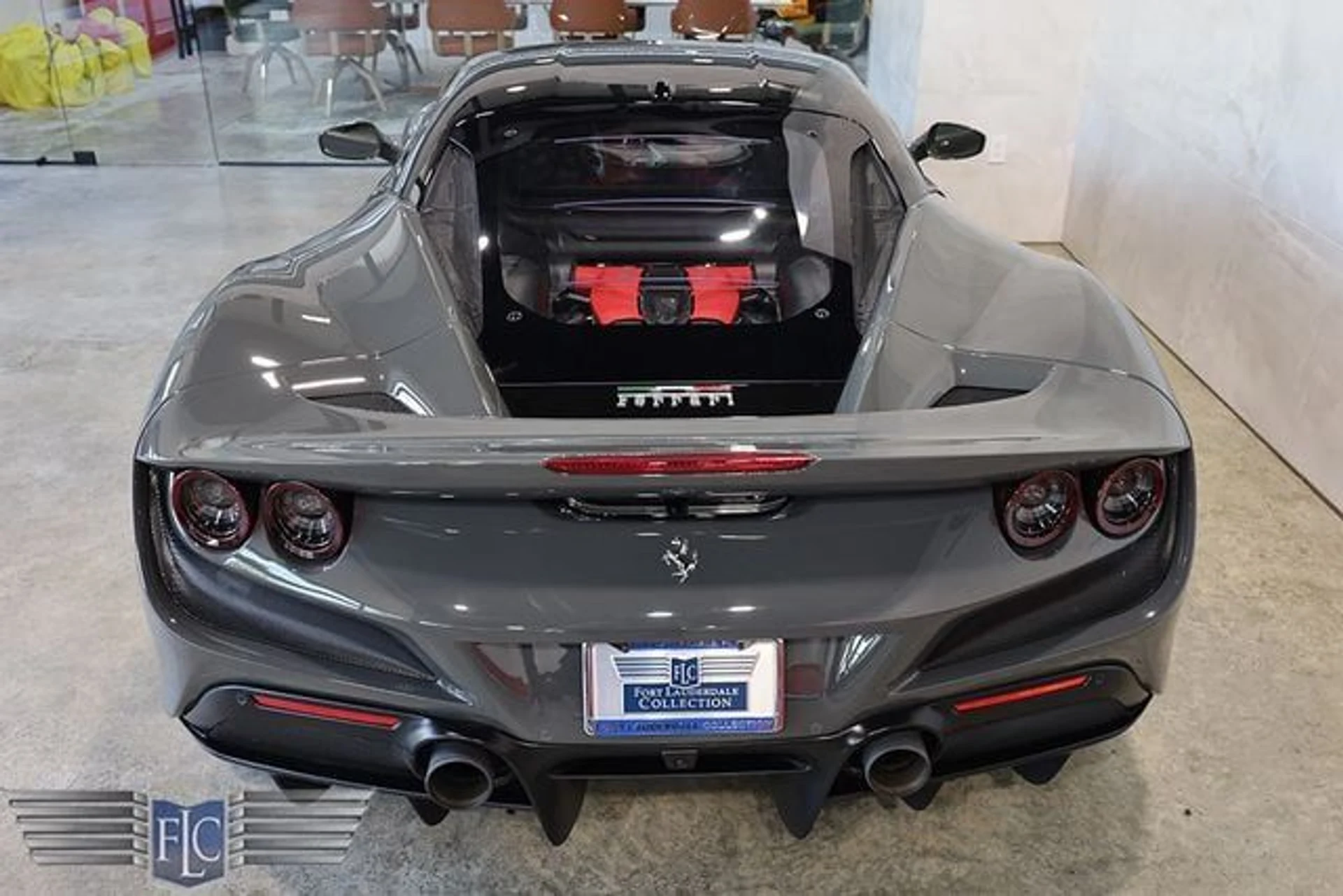 mph010_555636764_used_2022_ferrari_f8_tributo_coupe_9689_23053332_14_640_8886c98d0e