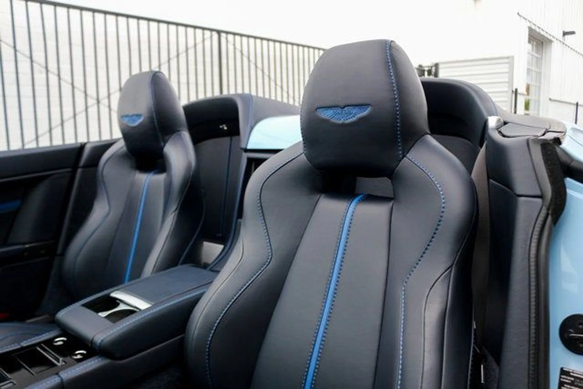 mph010_557610959_11_ca076cc9ea