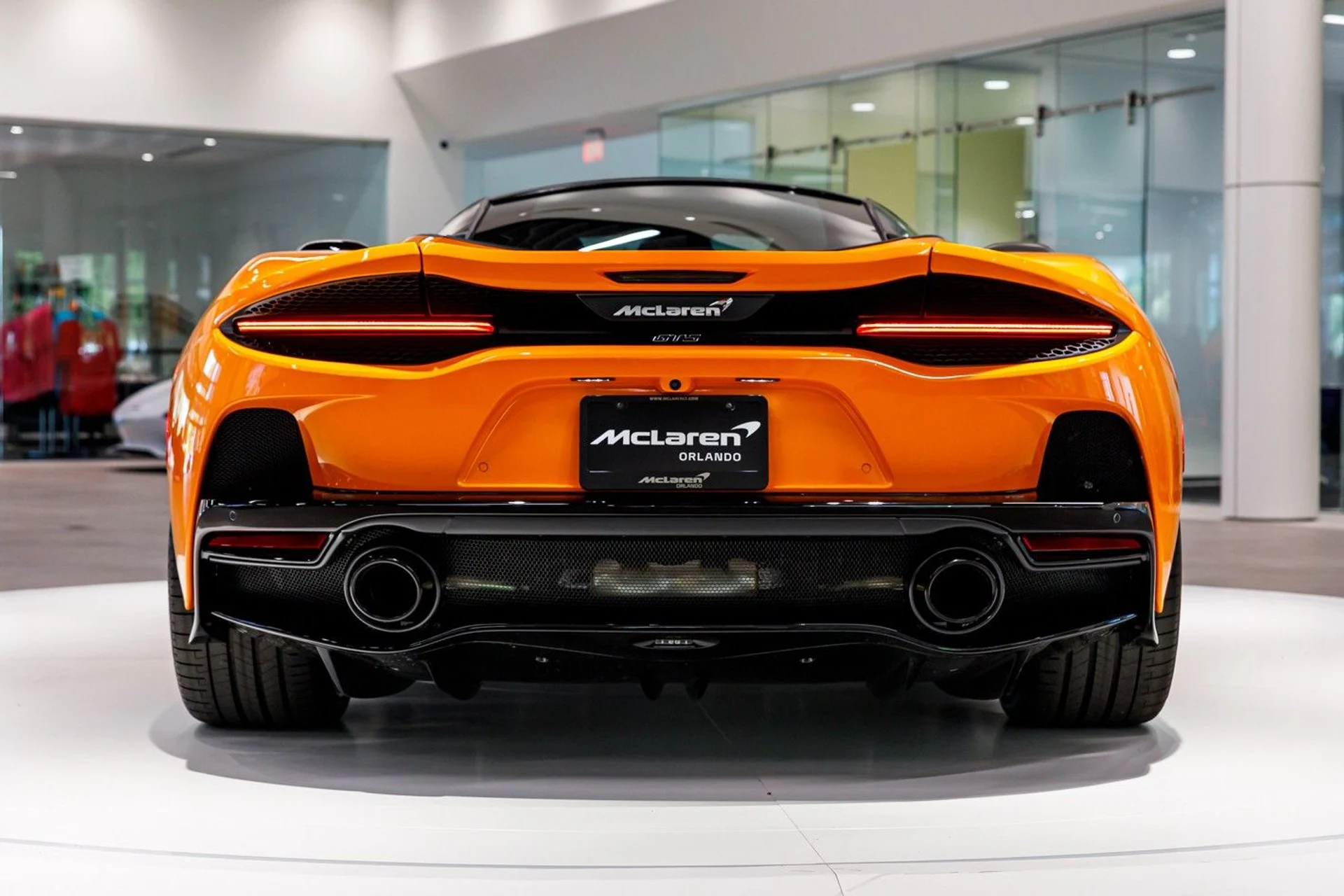 mph010_56031445_671_p11_l_b107b3fcbe