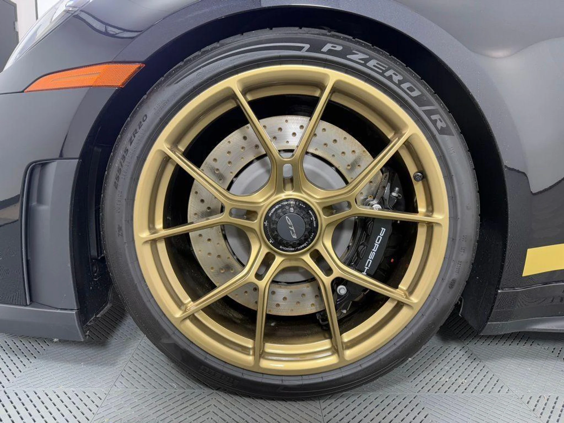 mph010_560971350_mz39_FJ_53h_KO_1_I4fyirkrbq5_Kpxg_86392c211a