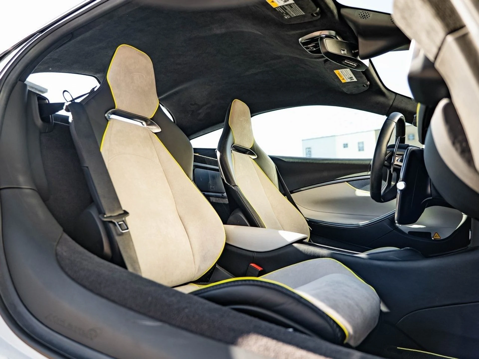 mph010_561053337_b14f3a1233f5a52a1fffc6d81566246cx_2b1981a6aa