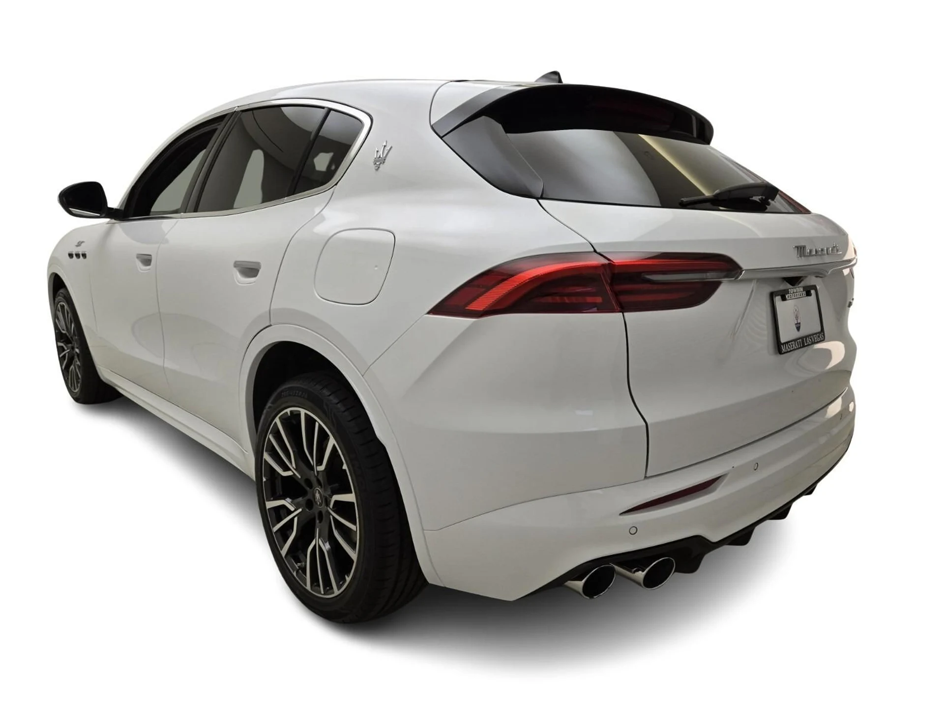 mph010_564462036_Used_2023_Maserati_Grecale_GT_1755844711_507f4bfd32