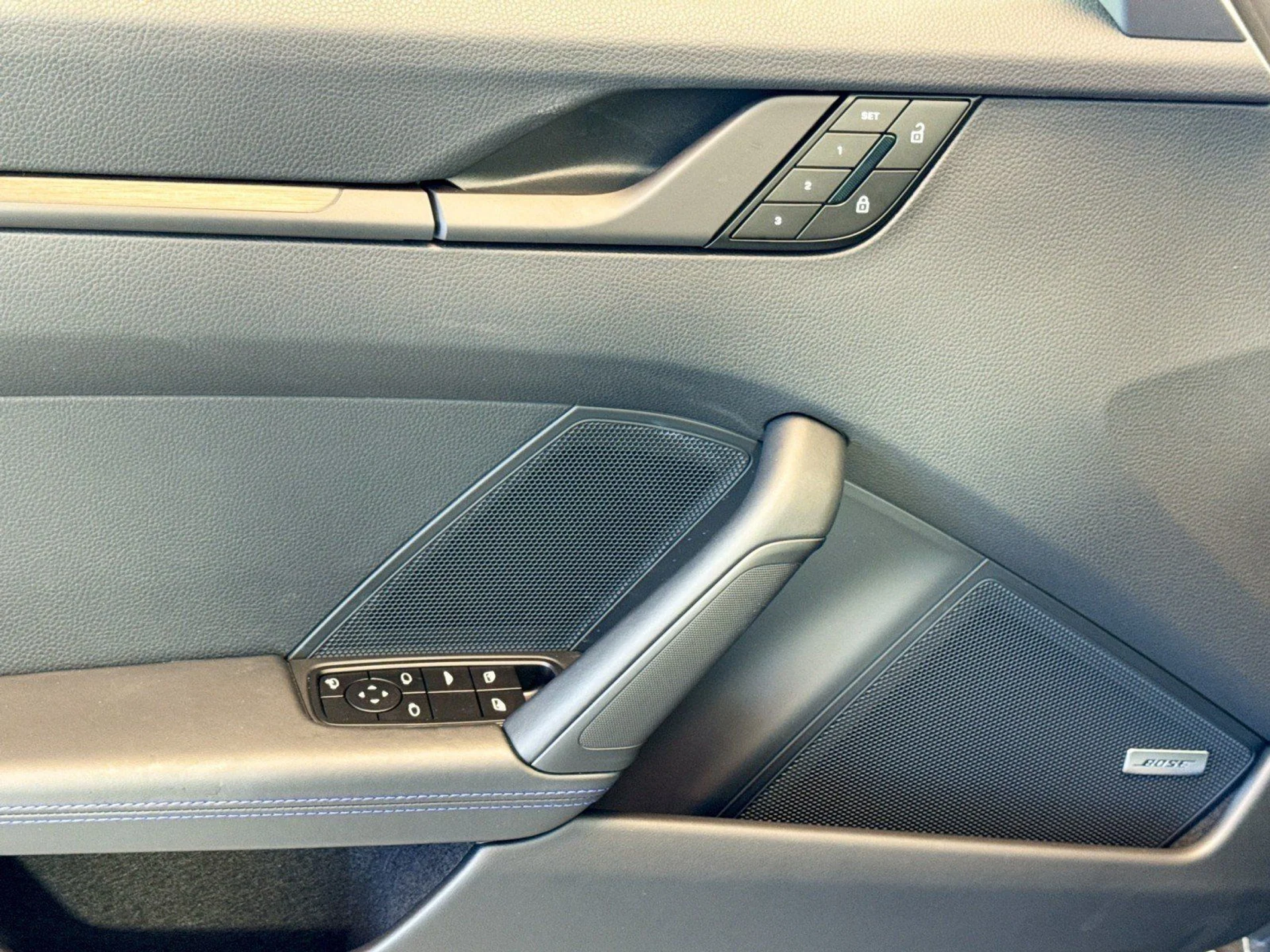 mph010_565608072_d5b9ce15958e57bb286c69f1ad783dfc_153fa97a23