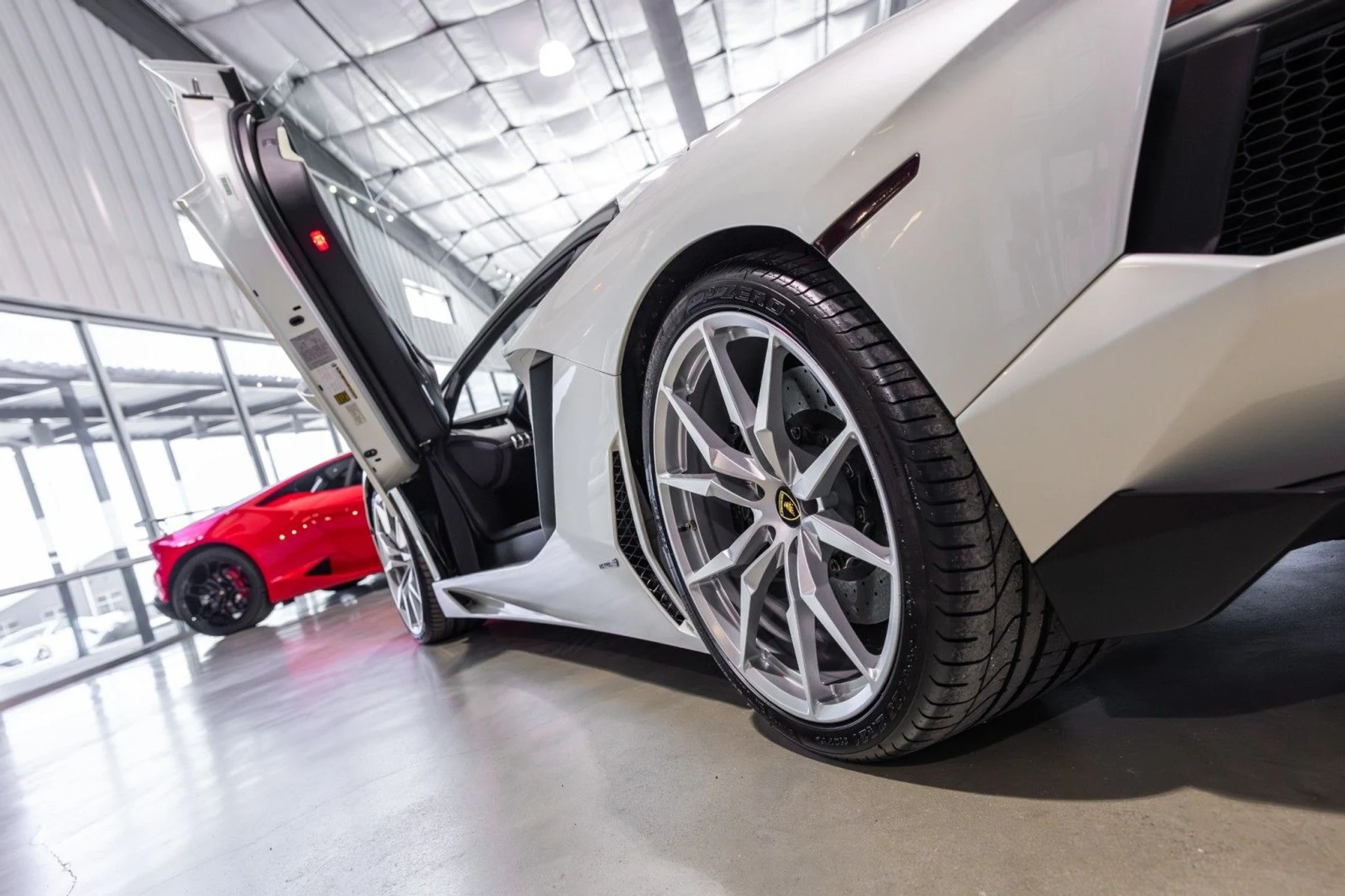 mph010_566629965_q_Q_8119550a69