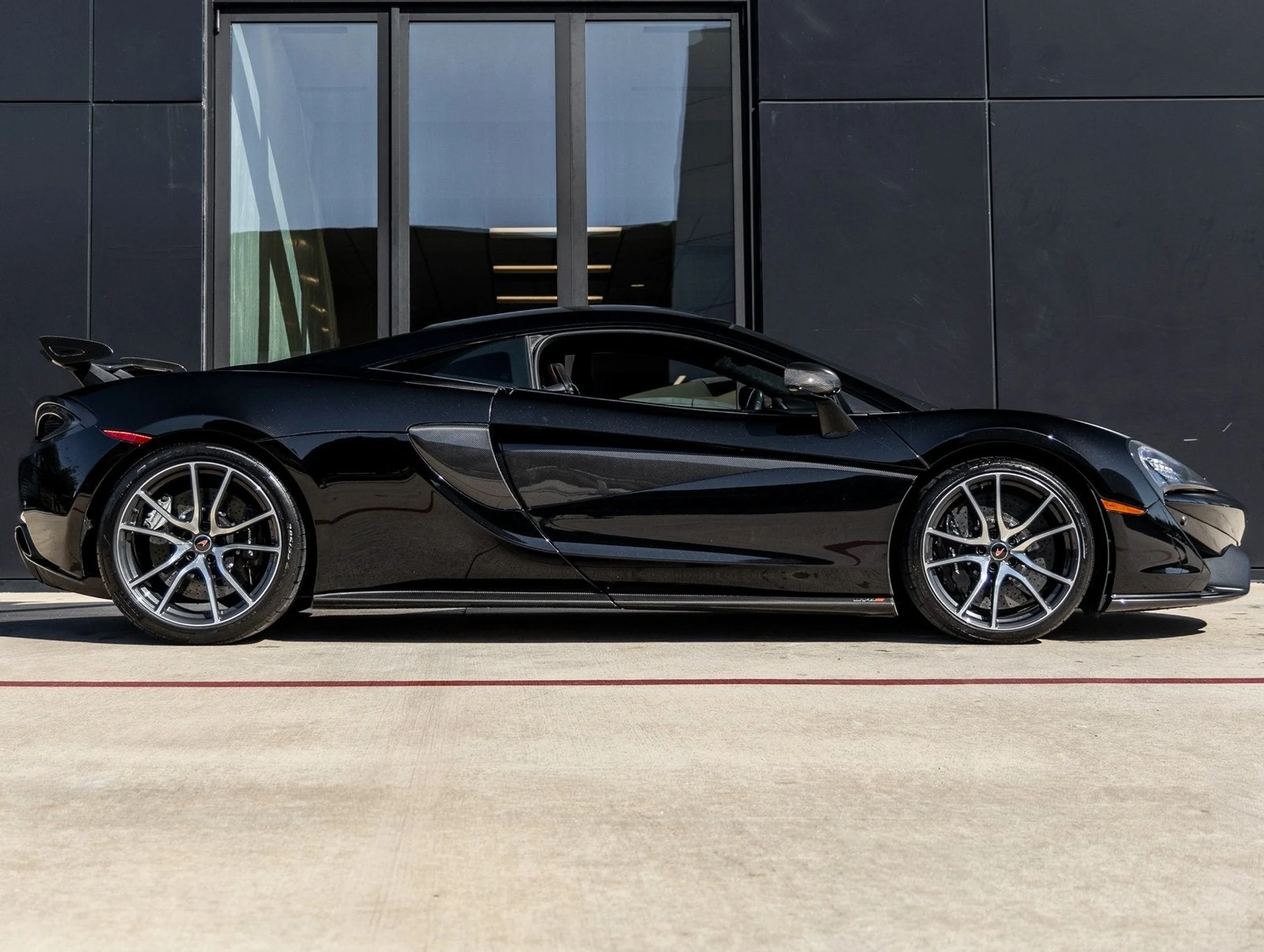 mph010_566837060_11_707d610afd