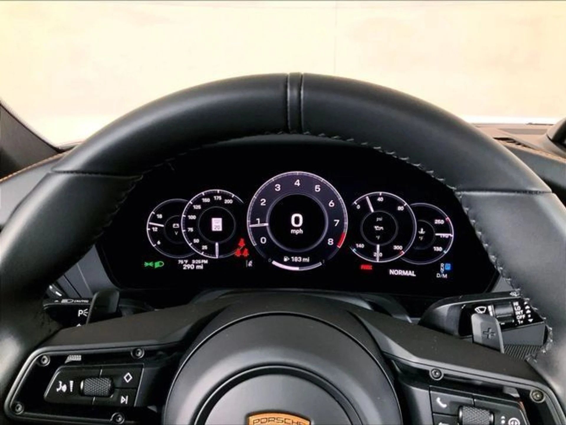 mph010_56921677_3351d091f36955eb29d85ee28ec305fa_47dee8b458