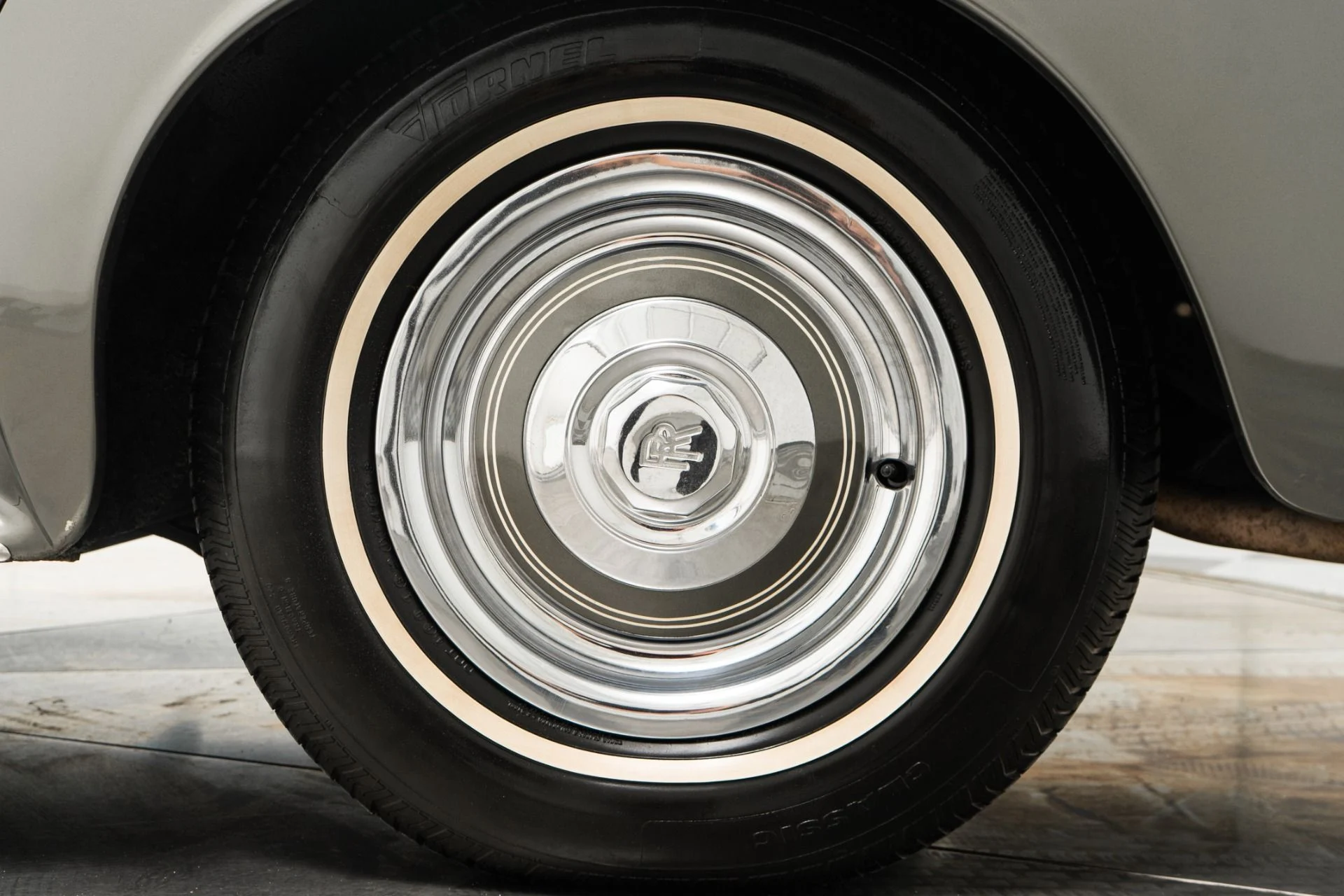 mph010_571587762_Used_1960_Rolls_Royce_Silver_Cloud_II_1757511500_89d4c89e0c