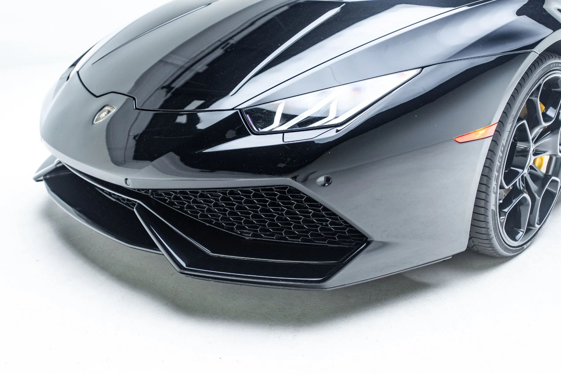 mph010_573568726_Used_2016_Lamborghini_Huracan_LP_610_4_1786577538_84465e0e90