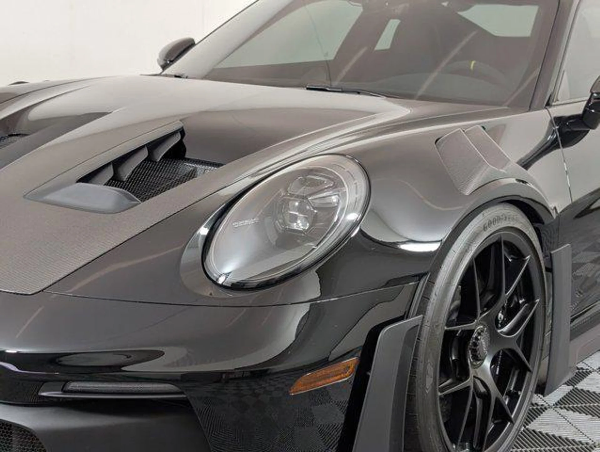 mph010_575755942_Hs_I_Wj_D2_Kph_G_Caox_Xv_Cx_A8_T_Fu_KSQ_58e7209fd3