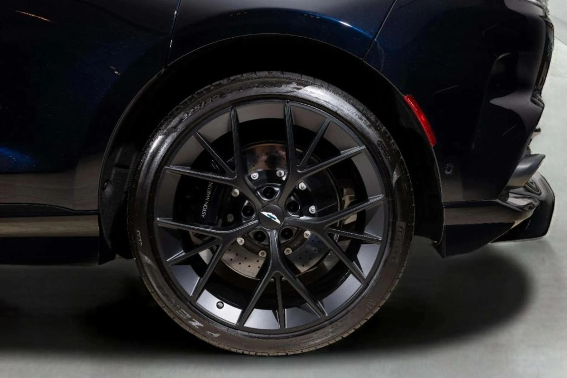 mph010_581388195_lhq_C_Rd_Ap_HJ_Kll_Do50_N_Bjki_C1z7s_f43fbc77eb