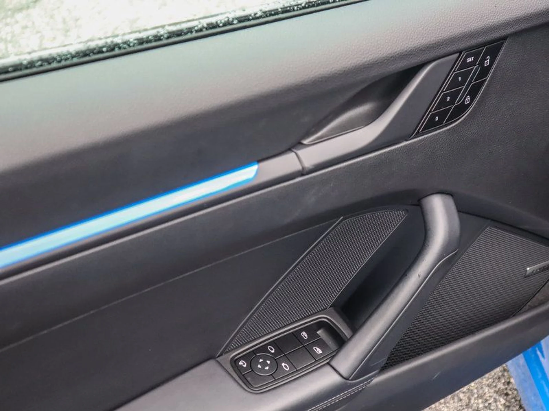 mph010_582776705_37074231_04571_c86271db98fe591c7757d9e4d5d44cc4_a96aabd832