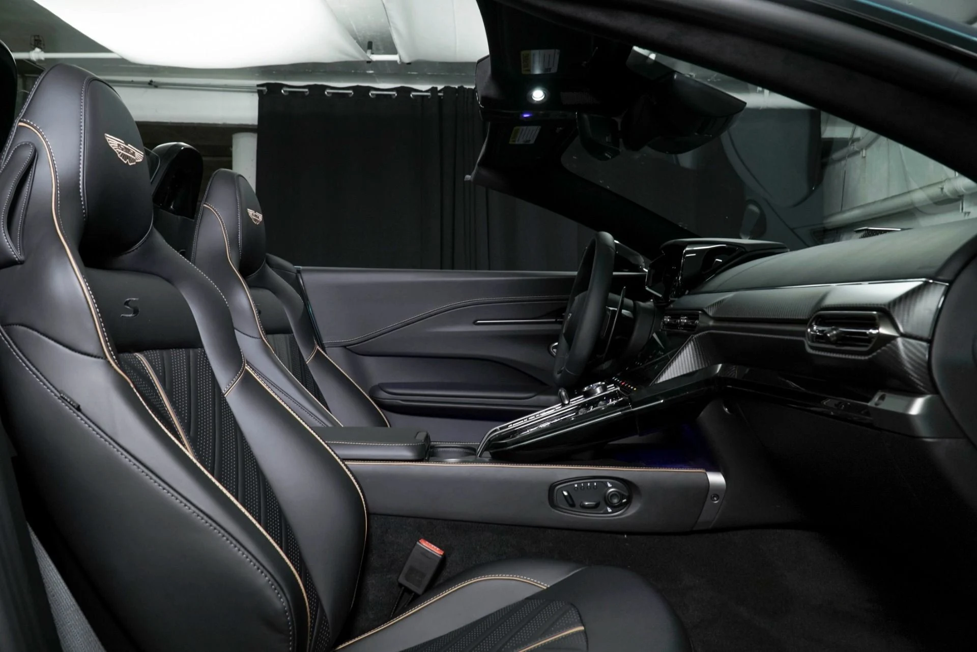 mph010_585631885_New_2026_Aston_Martin_Vantage_S_1768453655_83514a222f