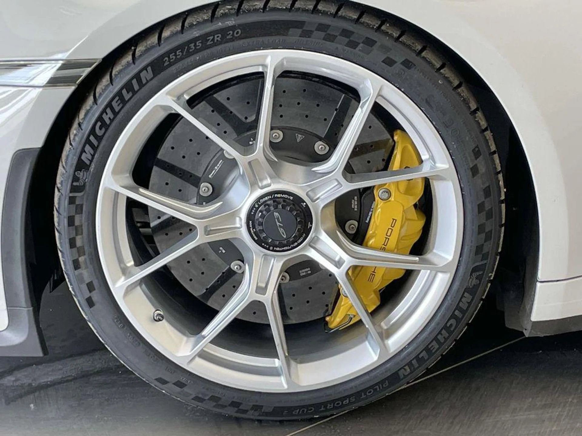 mph010_588201215_Sht6k8_WD_Uuacm_Dvq_Ojug8qj_Tbj_Q_fb6f8dd408