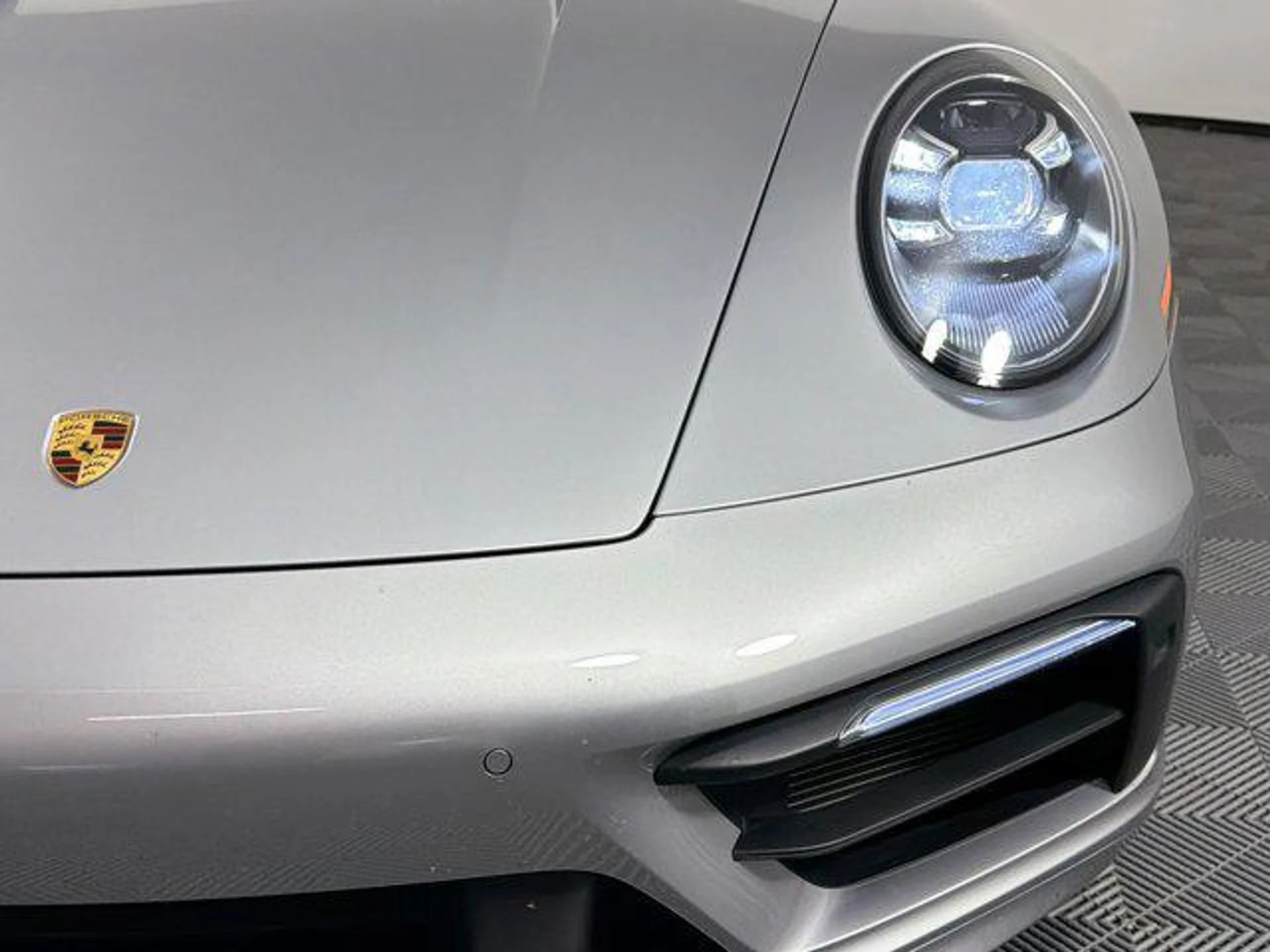 mph010_589790319_g_AC_0_Fa_GB_Ha5_C_Pvg_Bs_6od_SR_9_Kq_Q_e4f011f392