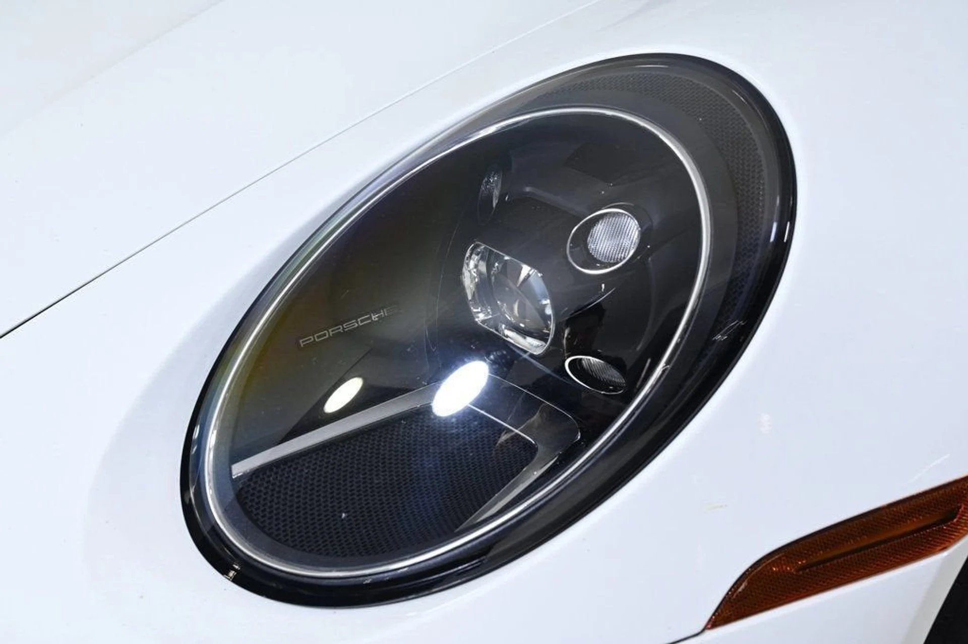 mph010_592405486_f1da43d243b74b7ca3421f4ccc12355a_0844746eb0