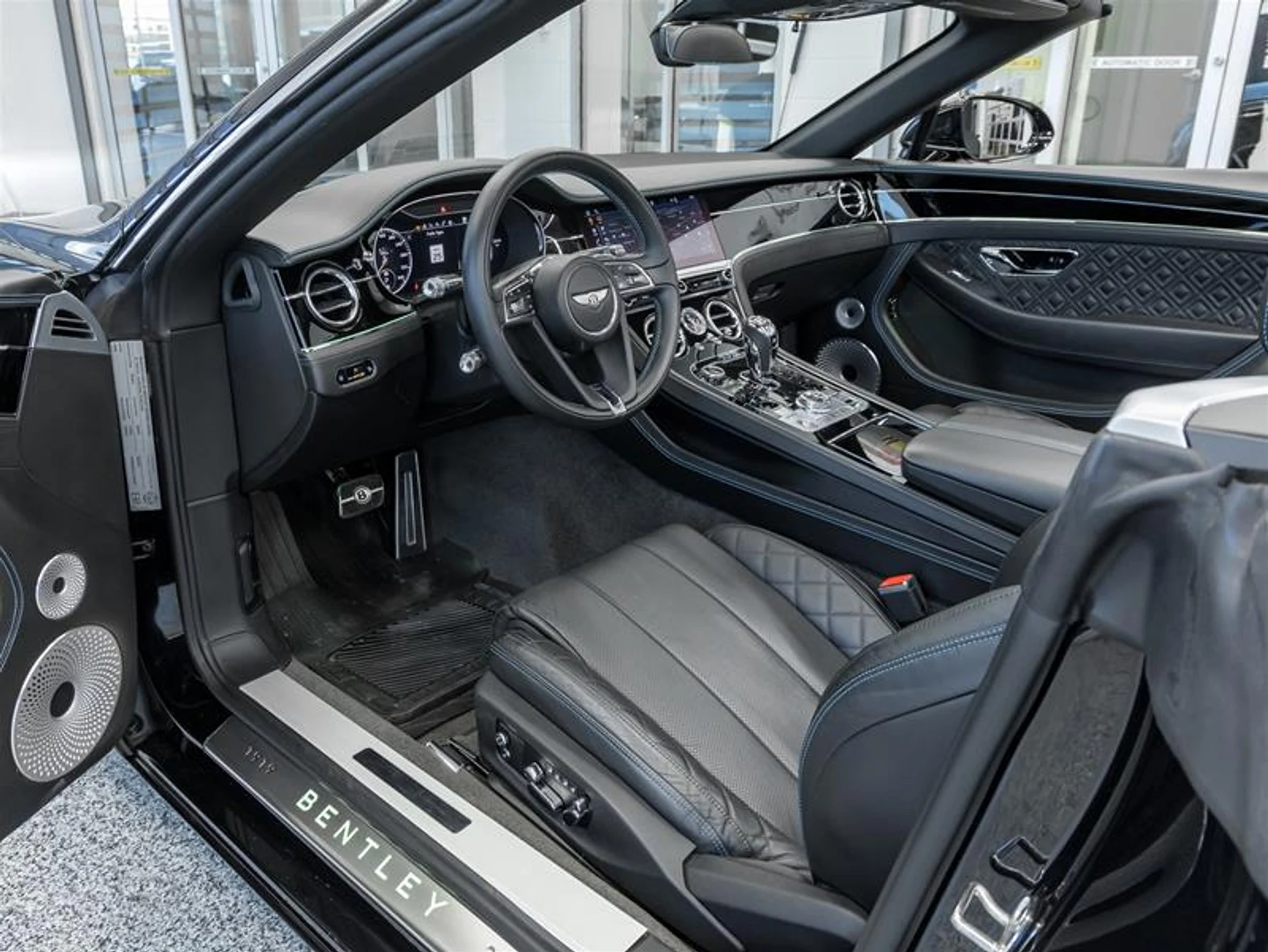 mph010_592423087_11642317_1585477336_c60e30fff1