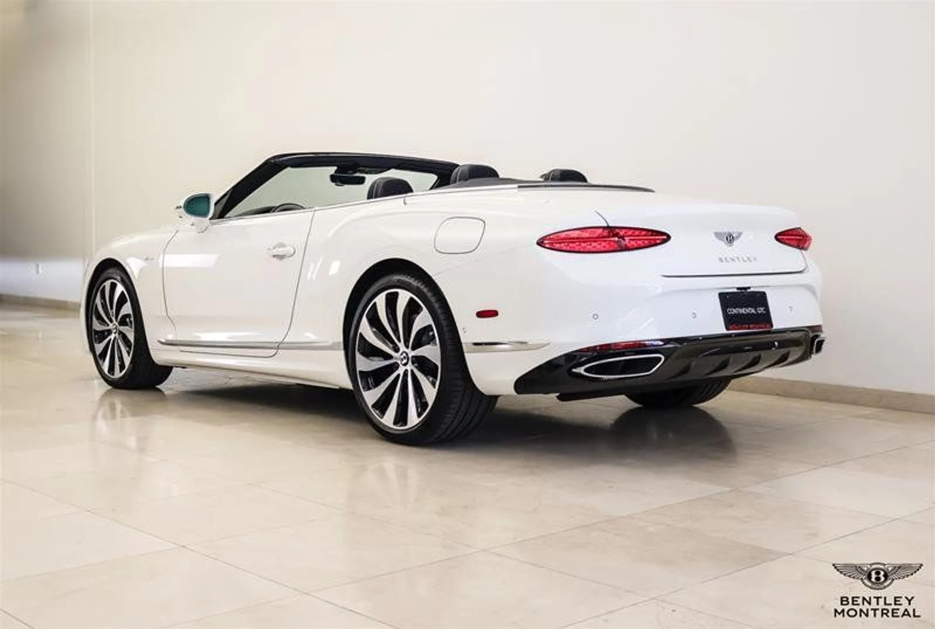 mph010_596379258_37268977_08601_szq2xlas_d7d565f36c